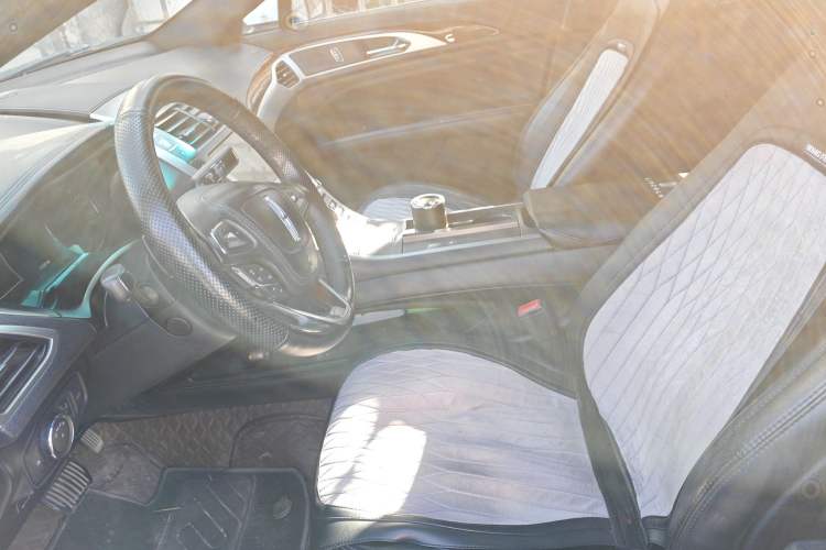 Used Lincoln MKZ 2017 2.0T Luxury Edition Left Front Seat