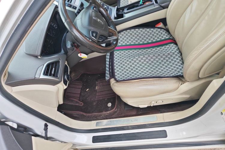 Used Lincoln MKZ 2017 2.0T Luxury Edition Left Front Seat