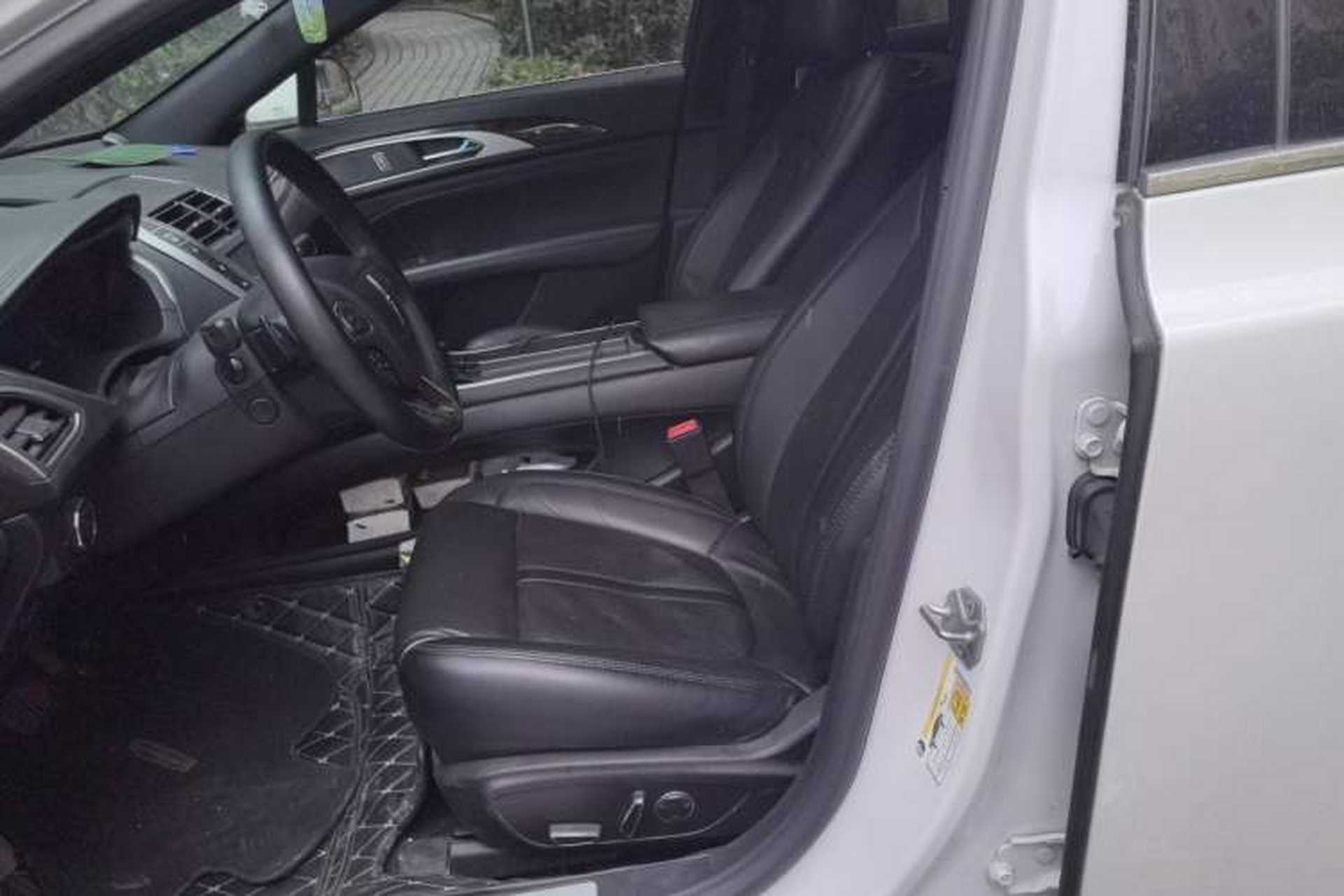 Used Lincoln MKZ 2017 2.0T Luxury Edition Left Front Seat