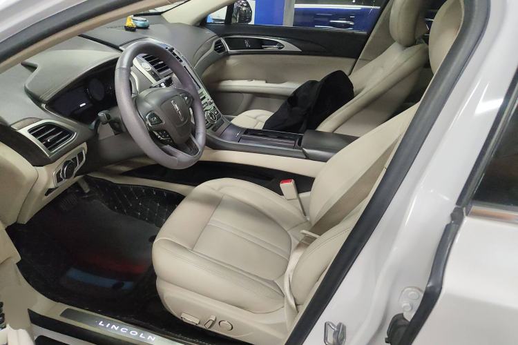 Used Lincoln MKZ 2017 2.0T Luxury Edition Left Front Seat