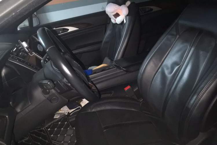 Used Lincoln MKZ 2017 2.0T Luxury Edition Left Front Seat