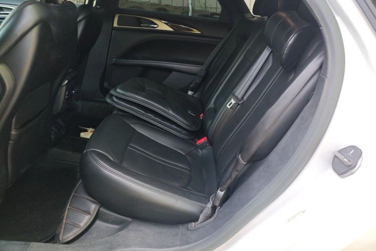 Used Lincoln MKZ 2017 2.0T Luxury Edition Left Rear Seat