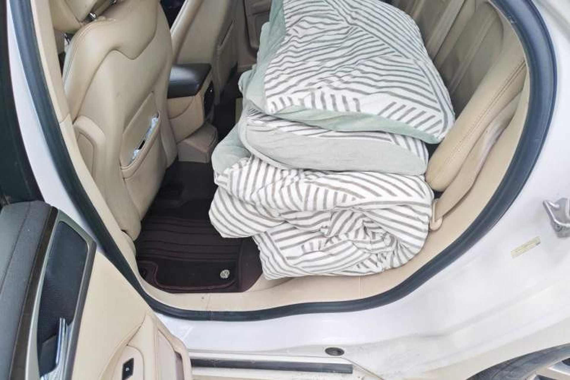 Used Lincoln MKZ 2017 2.0T Luxury Edition Left Rear Seat