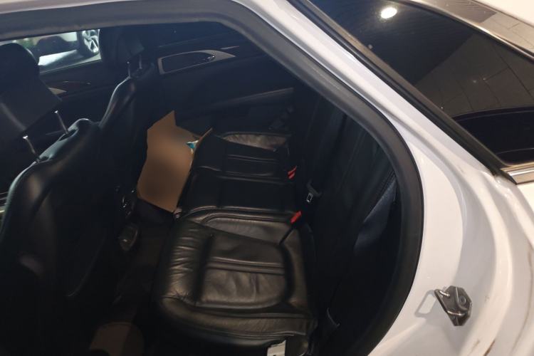 Used Lincoln MKZ 2017 2.0H Hybrid Luxury Edition Left Rear Seat
