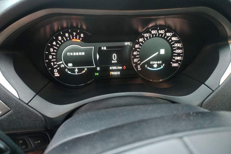Used Lincoln MKZ 2017 2.0T Luxury Edition Odometer Close Up