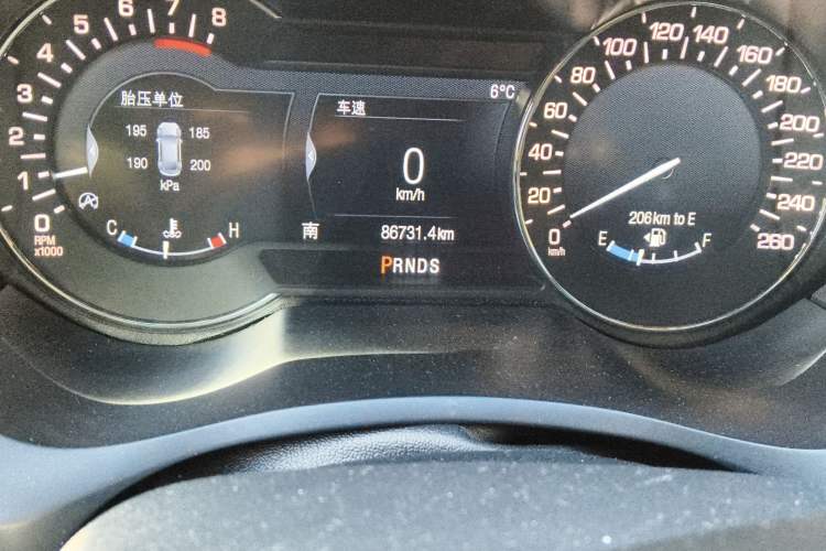 Used Lincoln MKZ 2017 2.0T Luxury Edition Odometer Close Up