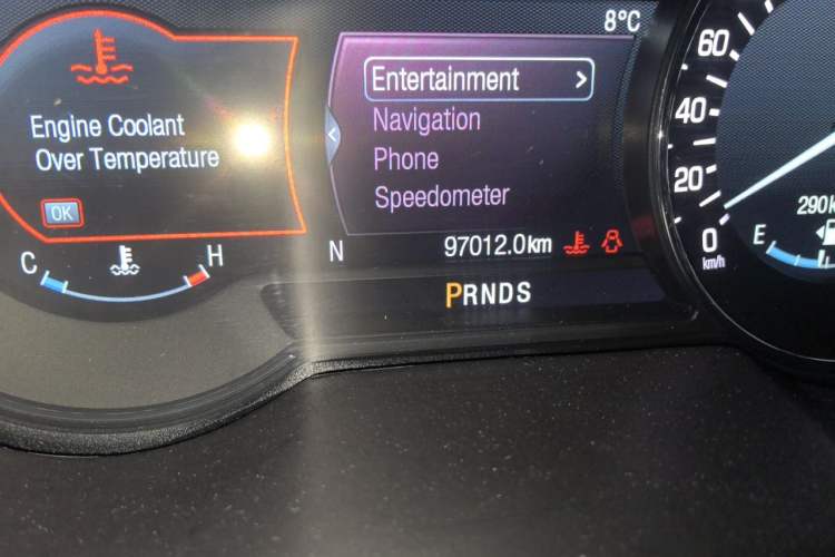 Used Lincoln MKZ 2017 2.0T Luxury Edition Odometer Close Up