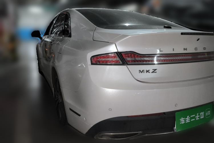Used Lincoln MKZ 2017 2.0T Luxury Edition Rear Left 45 Deg