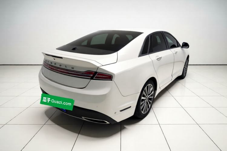 Used Lincoln MKZ 2017 2.0T Luxury Edition Rear Right 45 Deg