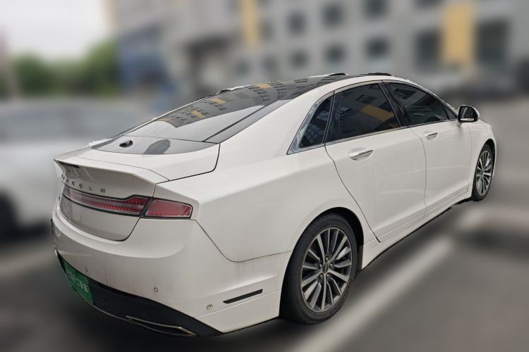 Used Lincoln MKZ 2017 2.0T Luxury Edition Rear Right 45 Deg
