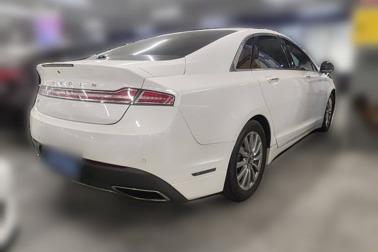 Used Lincoln MKZ 2017 2.0T Luxury Edition Rear Right 45 Deg
