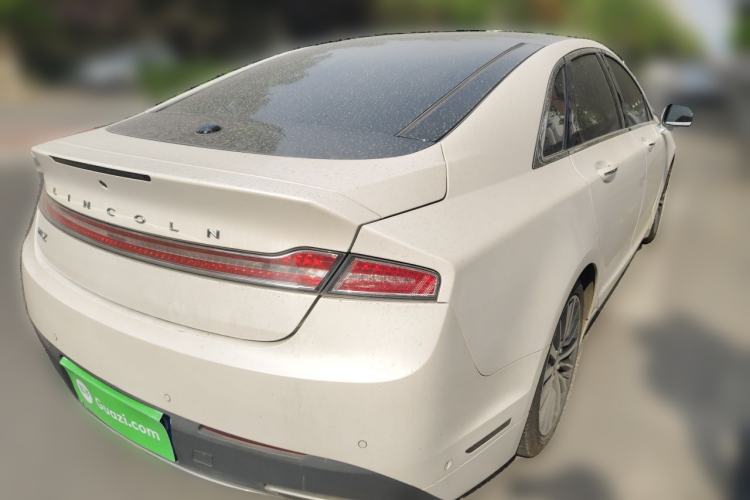 Used Lincoln MKZ 2017 2.0T Luxury Edition Rear Right 45 Deg