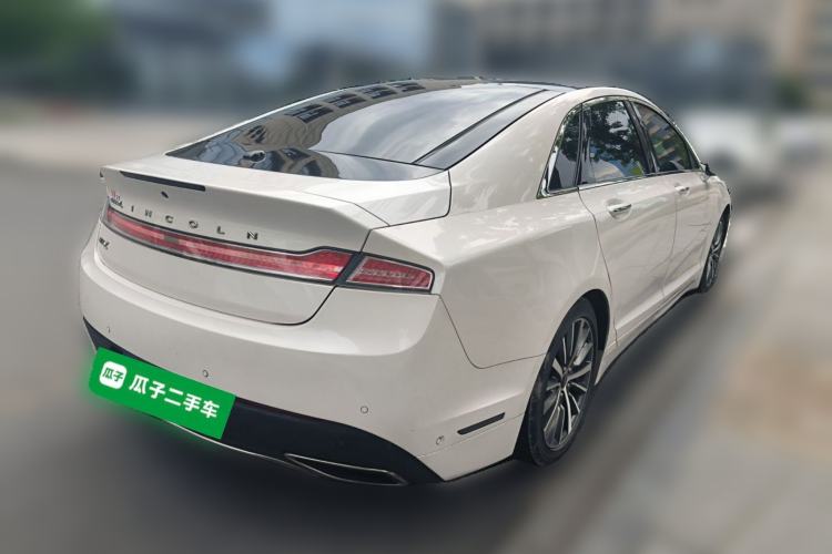 Used Lincoln MKZ 2017 2.0T Luxury Edition Rear Right 45 Deg