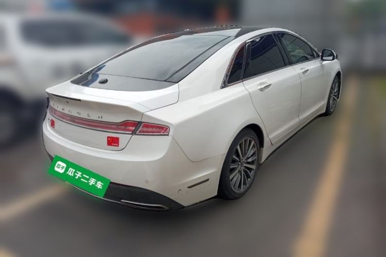 Used Lincoln MKZ 2017 2.0T Luxury Edition Rear Right 45 Deg