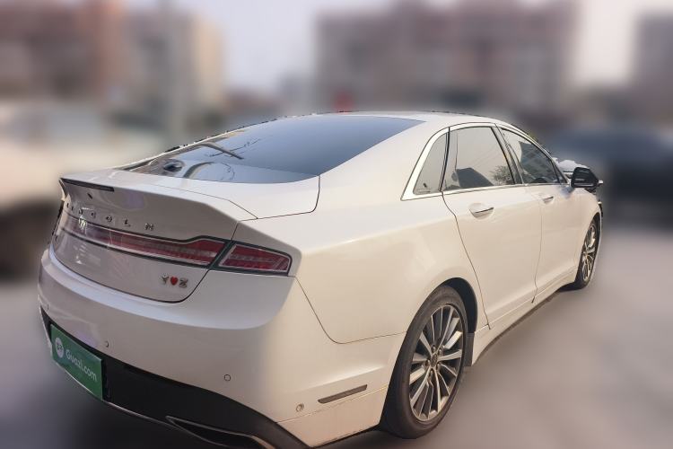 Used Lincoln MKZ 2017 2.0T Luxury Edition Rear Right 45 Deg
