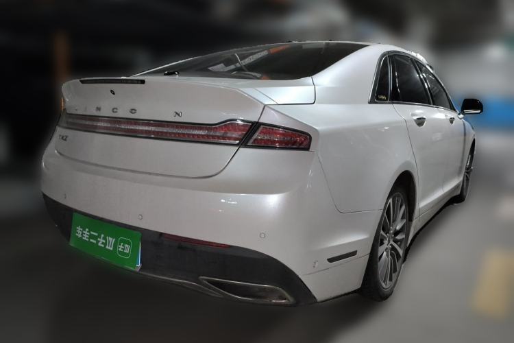 Used Lincoln MKZ 2017 2.0T Luxury Edition Rear Right 45 Deg