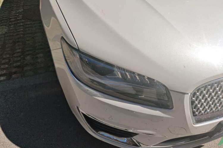 Used Lincoln MKZ 2017 2.0H Hybrid Luxury Edition Right Front Headlight