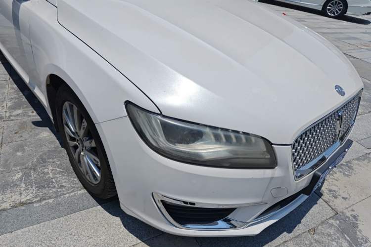 Used Lincoln MKZ 2017 2.0T Luxury Edition Right Front Headlight