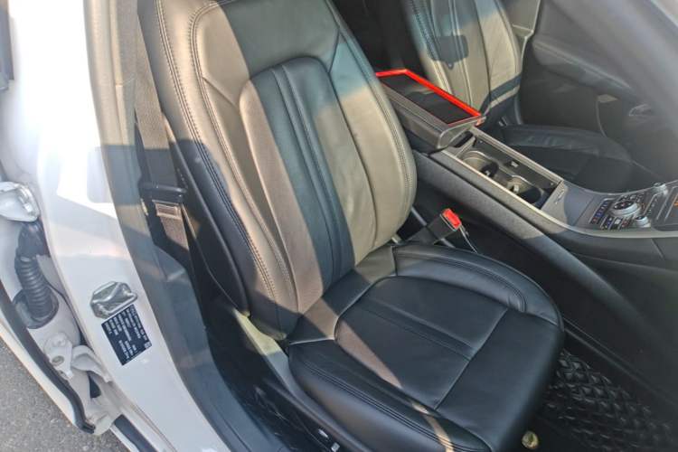 Used Lincoln MKZ 2017 2.0T Luxury Edition Right Front Seat