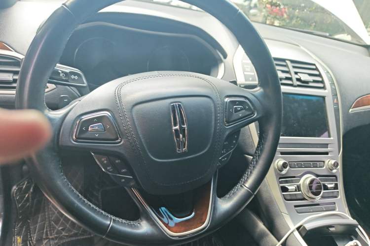 Used Lincoln MKZ 2017 2.0T Zunyue Edition Steering Wheel