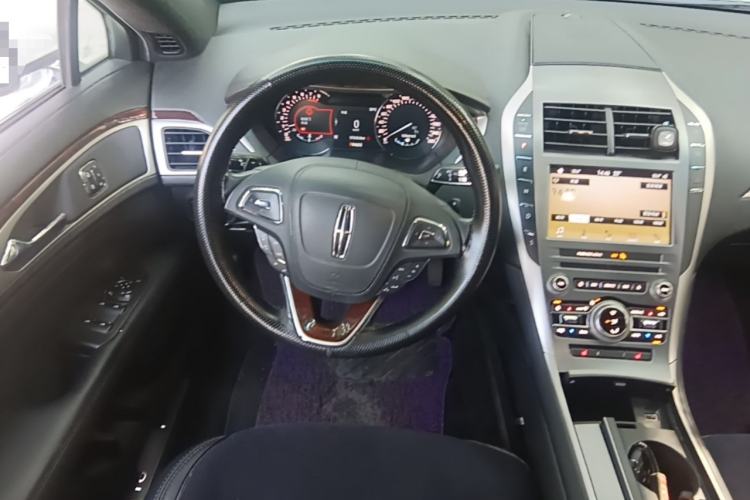 Used Lincoln MKZ 2017 2.0T Luxury Edition Steering Wheel