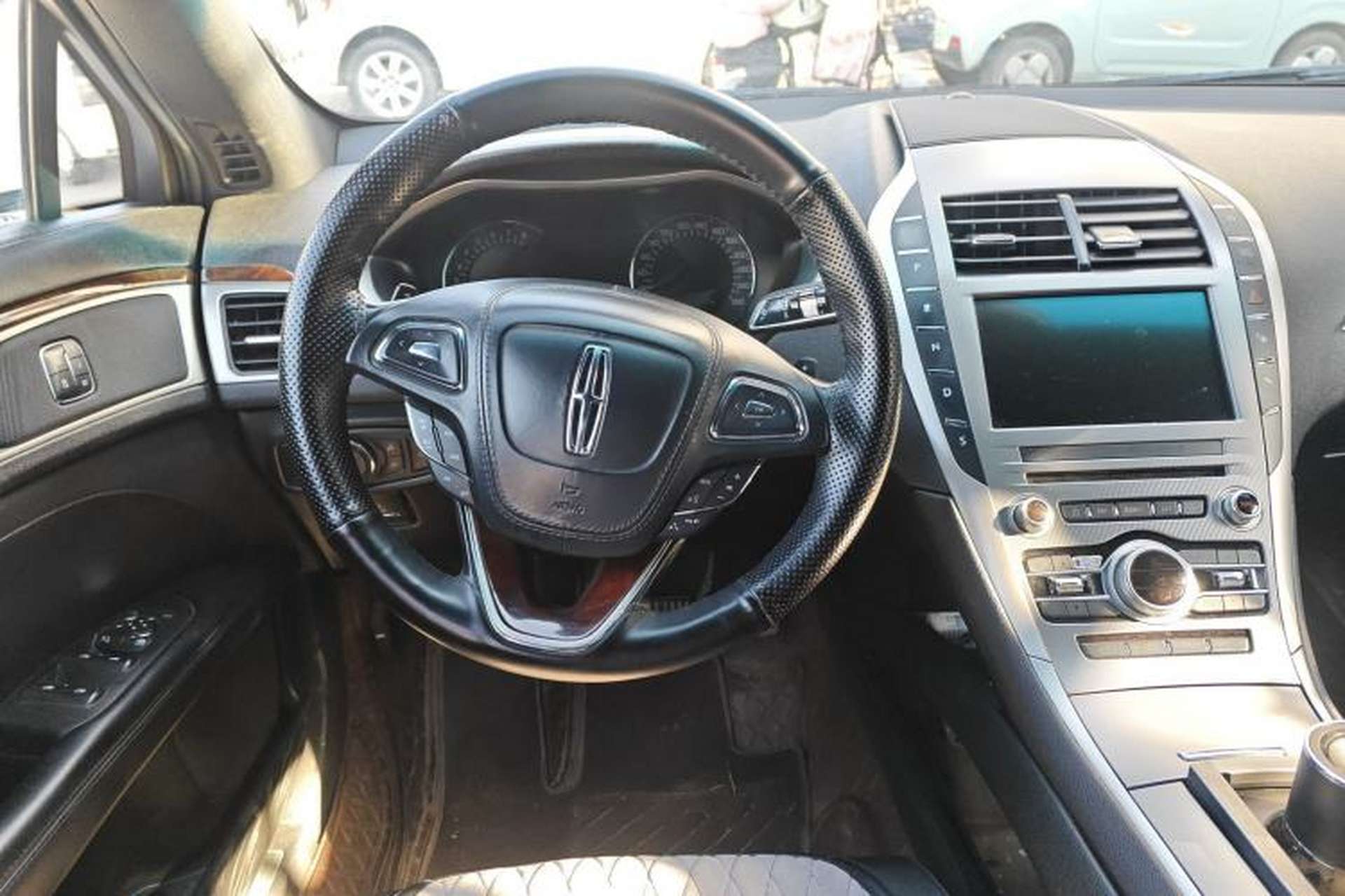 Used Lincoln MKZ 2017 2.0T Luxury Edition Steering Wheel