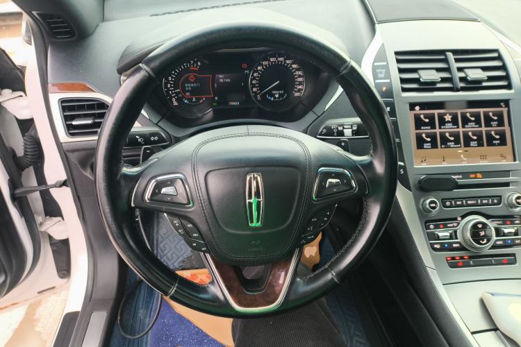 Used Lincoln MKZ 2017 2.0T Luxury Edition Steering Wheel