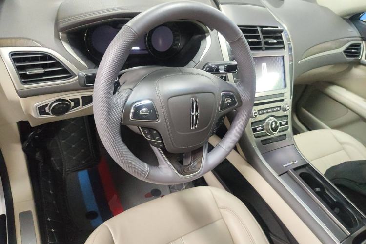 Used Lincoln MKZ 2017 2.0T Luxury Edition Steering Wheel