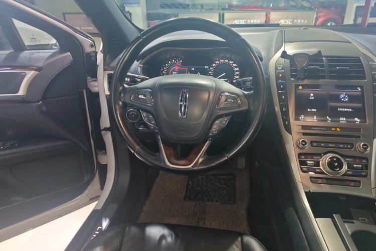 Used Lincoln MKZ 2017 2.0T Luxury Edition Steering Wheel