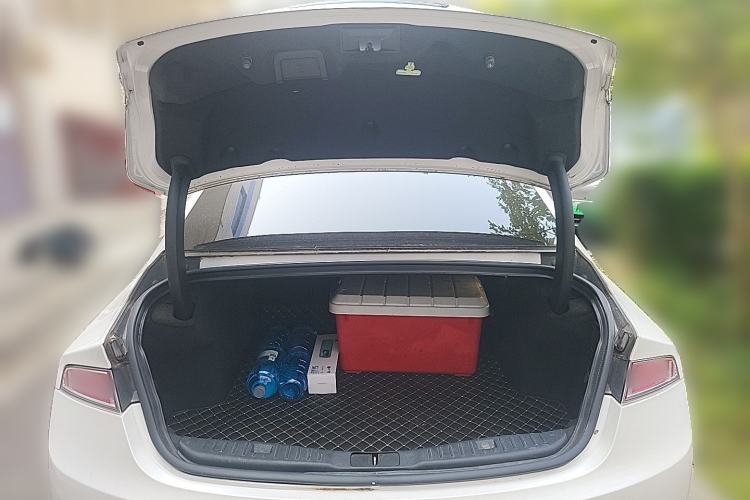 Used Lincoln MKZ 2017 2.0T Luxury Edition Trunk