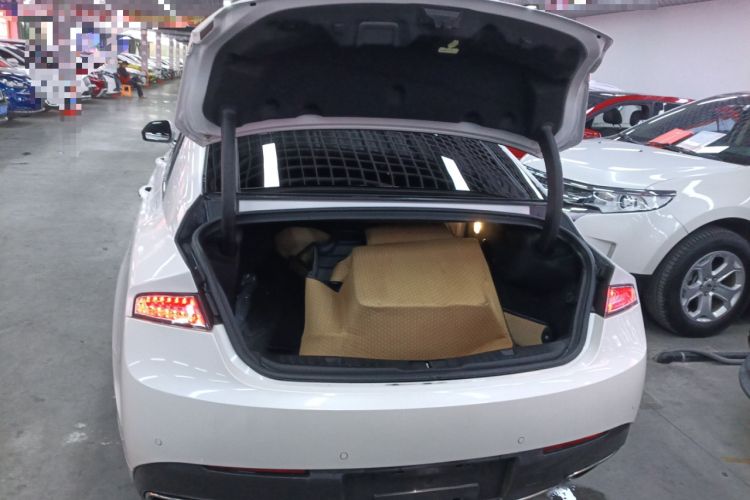 Used Lincoln MKZ 2017 2.0T Prestige Edition Trunk