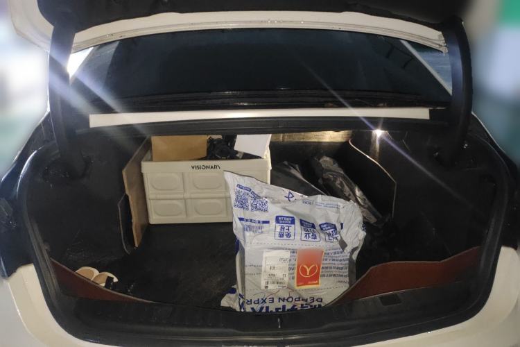 Used Lincoln MKZ 2017 2.0T Luxury Edition Trunk