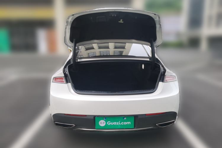 Used Lincoln MKZ 2017 2.0T Luxury Edition Trunk
