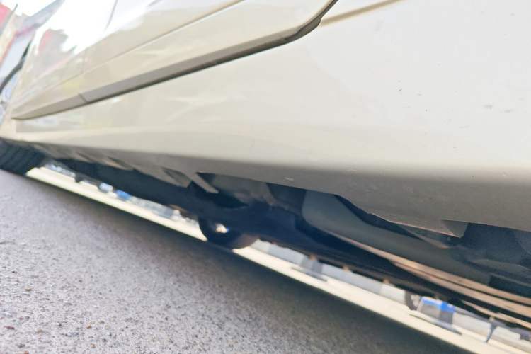 Used Lincoln MKZ 2017 2.0T Luxury Edition Chassis Rear Left