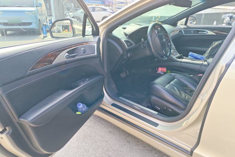 Used Lincoln MKZ 2017 2.0T Luxury Edition Driver Seat