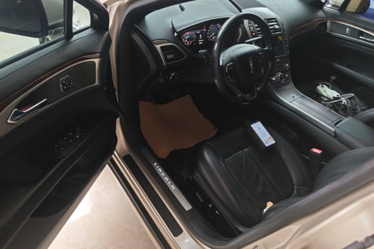 Used Lincoln MKZ 2017 2.0T Luxury Edition Driver Seat
