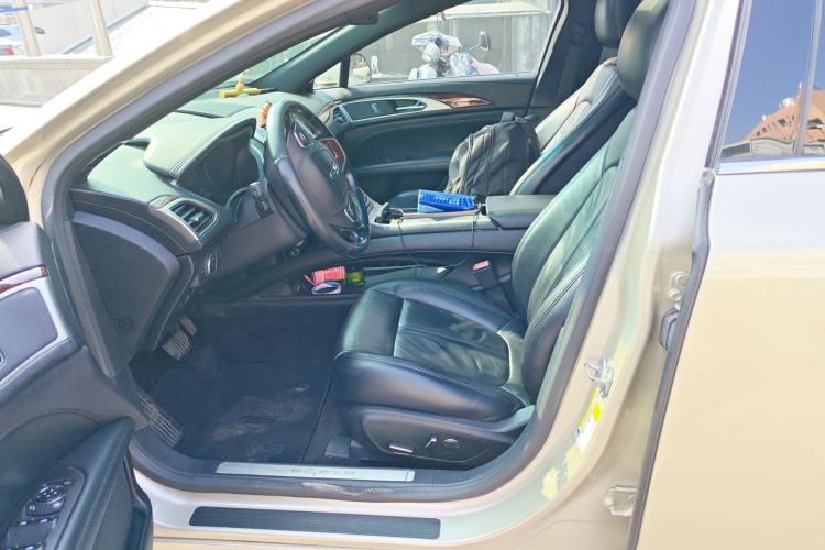 Used Lincoln MKZ 2017 2.0T Luxury Edition Left Front Seat