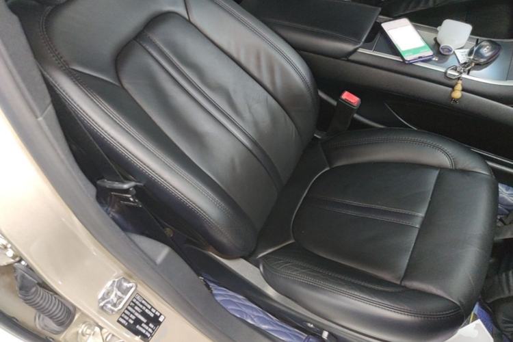 Used Lincoln MKZ 2017 2.0T Luxury Edition Right Front Seat