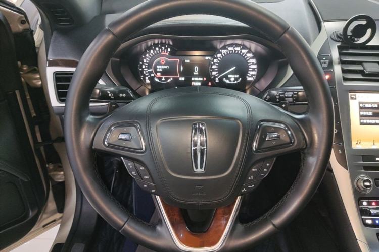 Used Lincoln MKZ 2017 2.0T Luxury Edition Steering Wheel