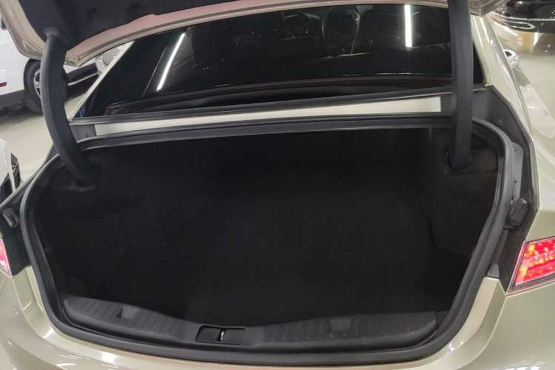 Used Lincoln MKZ 2017 2.0T Luxury Edition Trunk