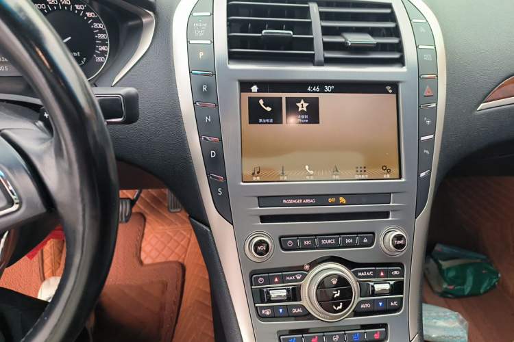 Used Lincoln MKZ 2018 2.0T Prestige Edition Audio And AC Panel