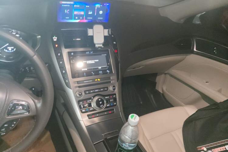 Used Lincoln MKZ 2018 2.0T Premium Edition Audio And AC Panel