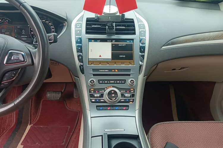 Used Lincoln MKZ 2018 2.0T Luxury Edition Audio And AC Panel