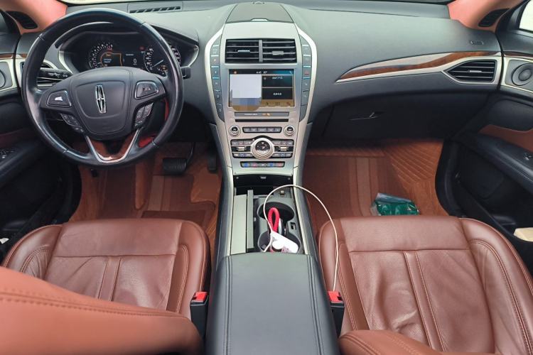 Used Lincoln MKZ 2018 2.0T Prestige Edition Center Console