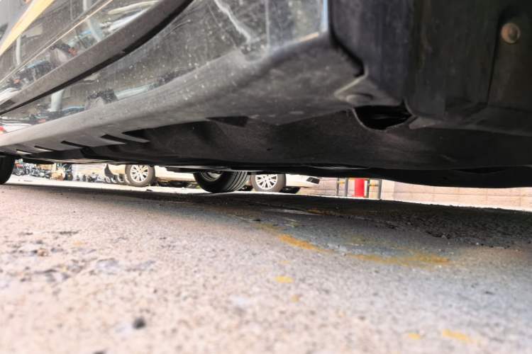 Used Lincoln MKZ 2018 2.0T Premium Edition Chassis Front Right