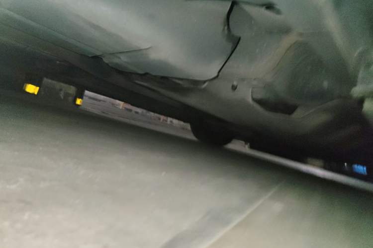 Used Lincoln MKZ 2018 2.0T Premium Edition Chassis Rear Right