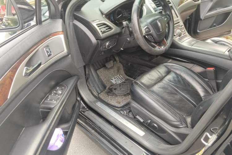 Used Lincoln MKZ 2018 2.0H Hybrid Luxury Edition Driver Seat