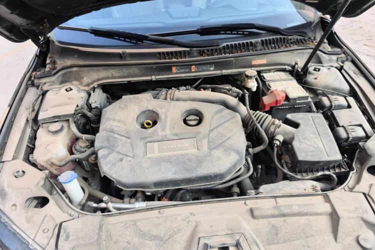 Used Lincoln MKZ 2018 2.0T Premium Edition Engine Bay