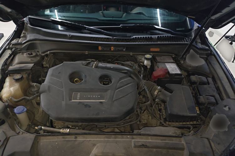 Used Lincoln MKZ 2018 2.0T Luxury Edition Engine Bay