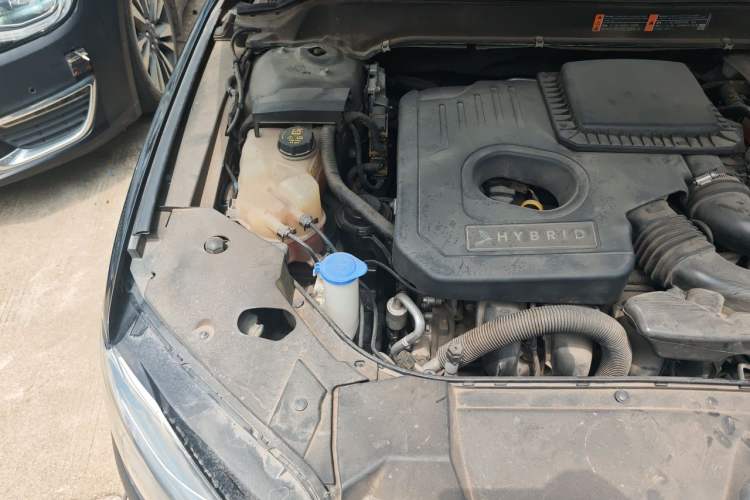 Used Lincoln MKZ 2018 2.0T Prestige Edition Engine Bay Right